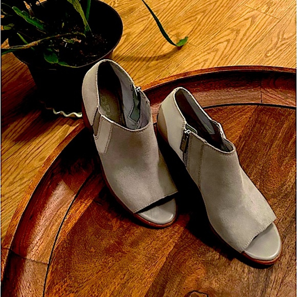 SOREL,NADIA LEATHER PEEP-TOE BOOTIE SIZE 7 - Picture 5 of 14